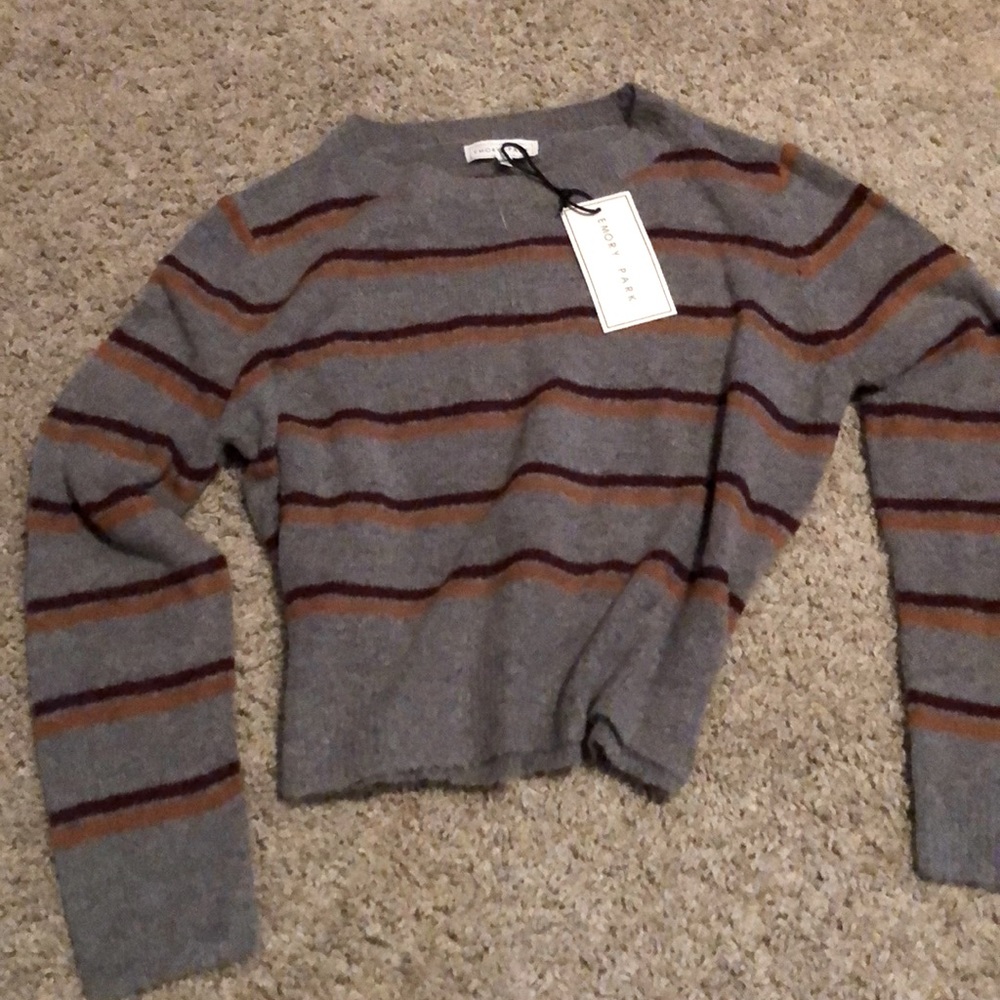 Emory Park Grey Amelia Cropped Pull over in XS